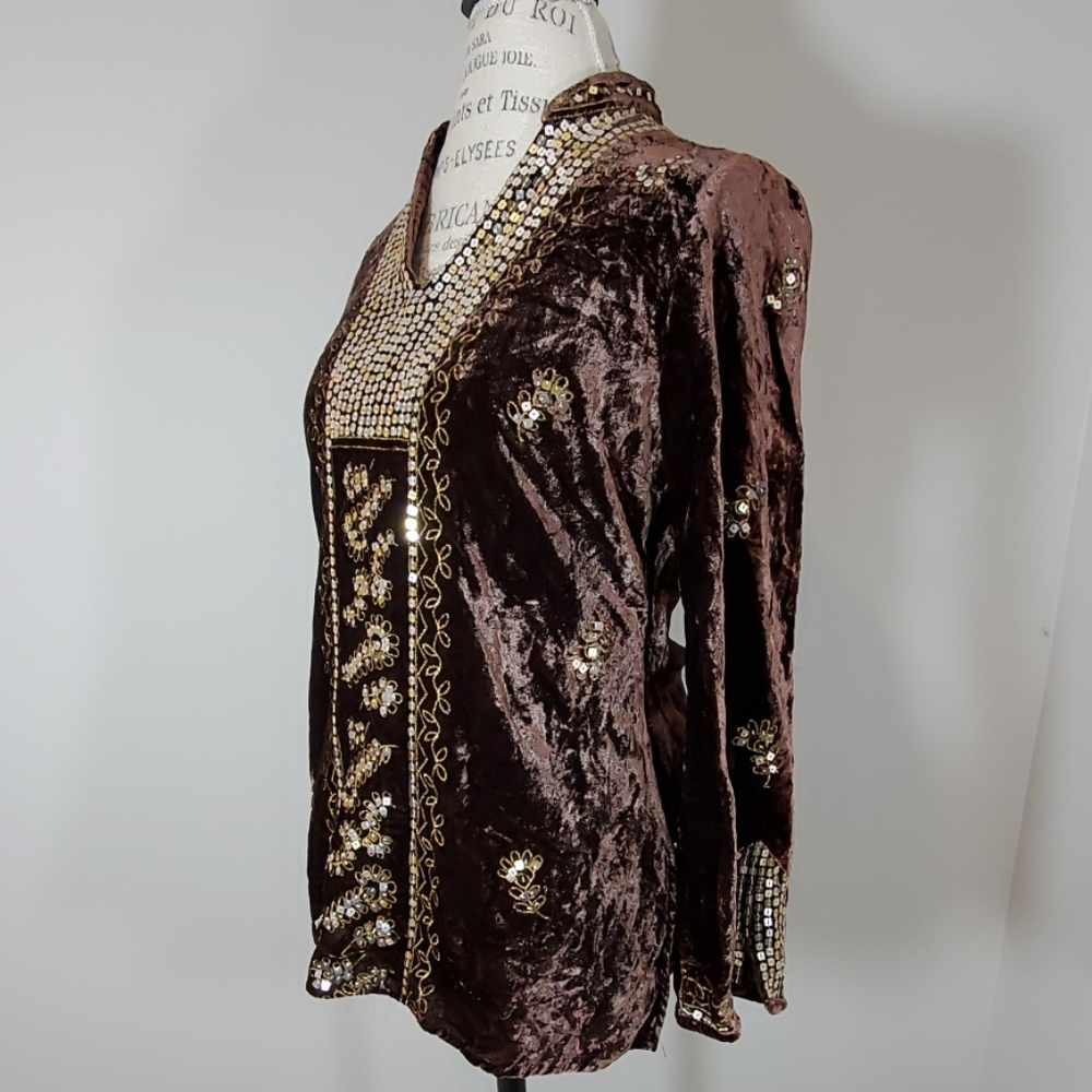 Saint Tropez velvet embroidered tunic size small